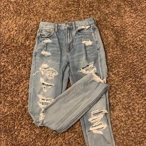 American Eagle mom jeans!